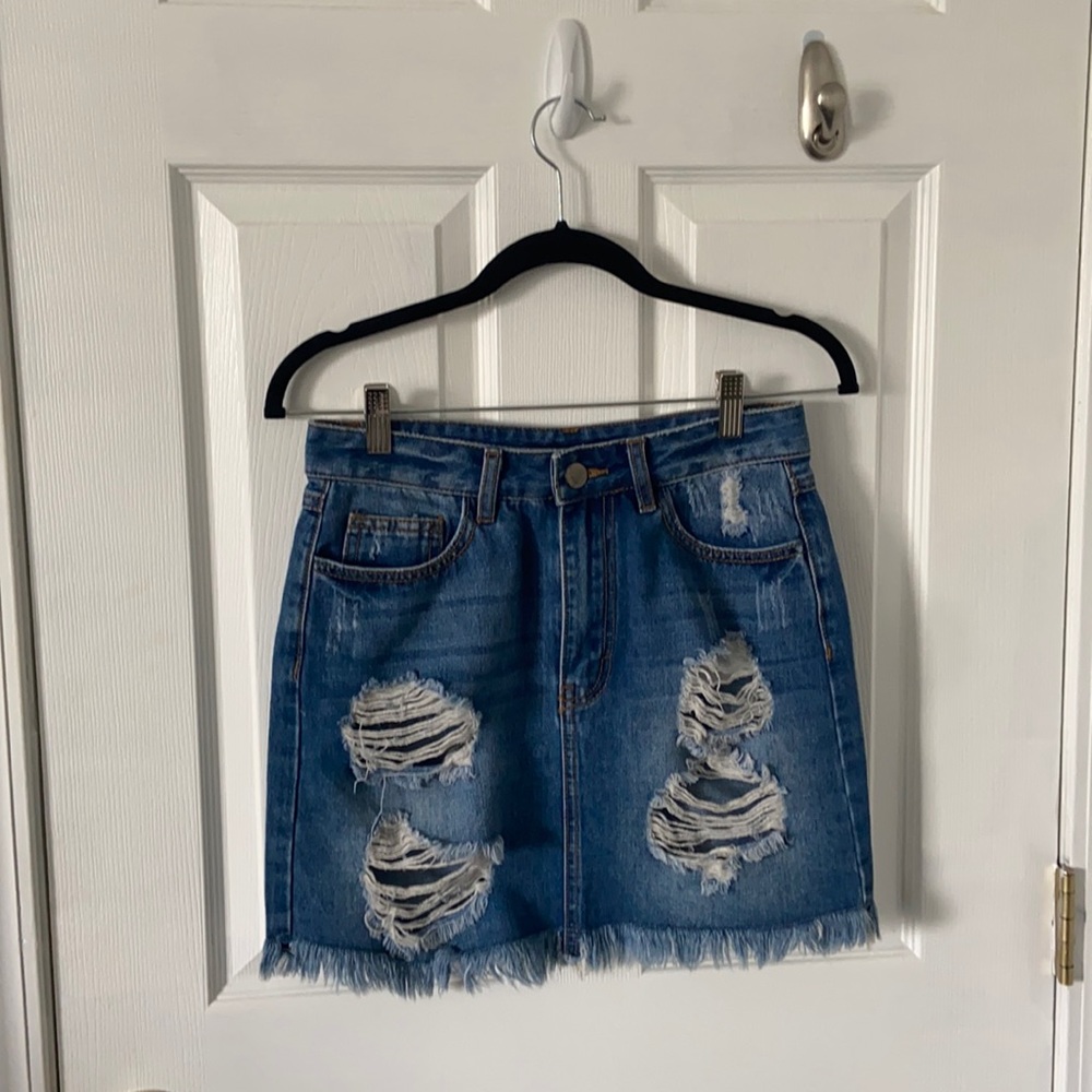 Distressed Denim Skirt - Forever 21